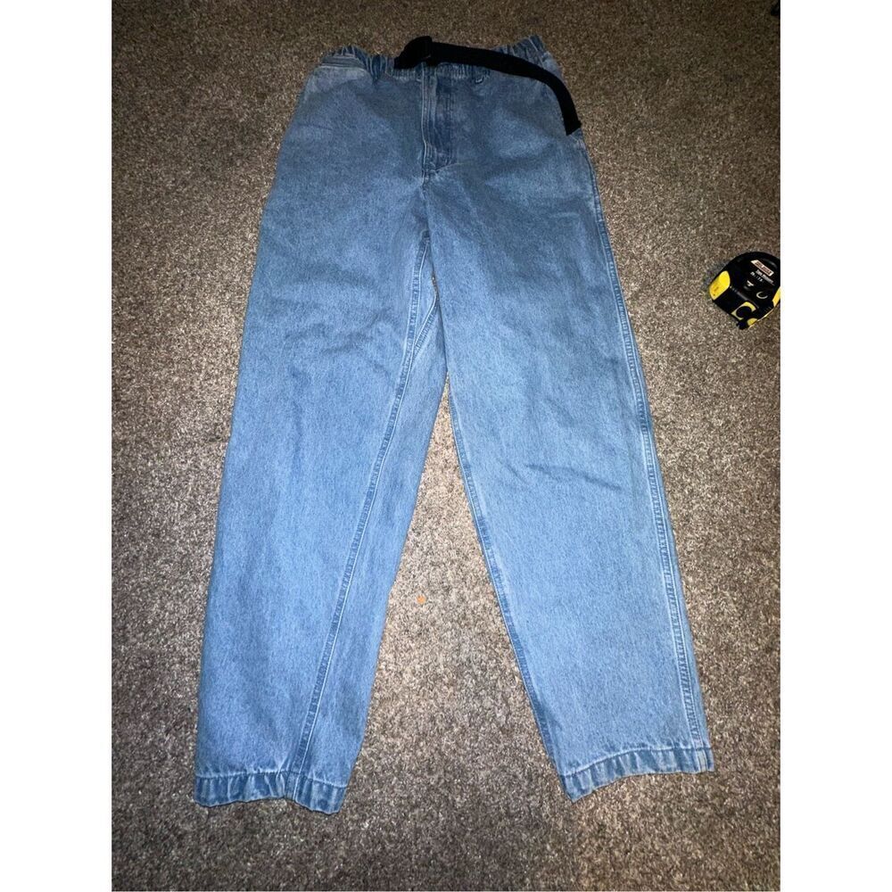 American Eagle Belted Loose Jeans